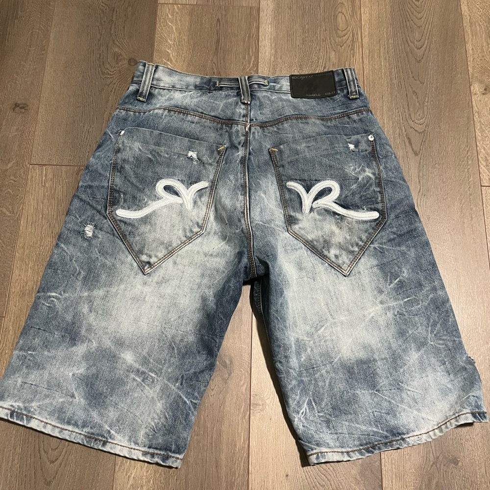ROCA WEAR JEAN SHORTS